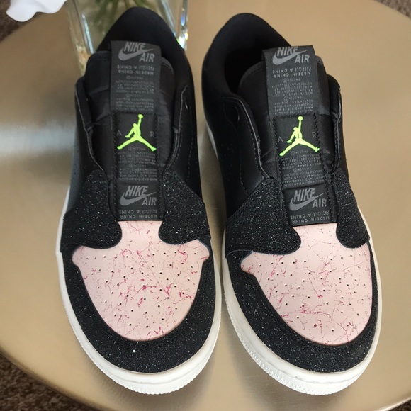 WOMEN’S AIR JORDAN 1 RET LOW - Picture 3 of 10